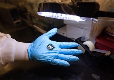 الٹا پیرووسکائٹ سولر سیل 25% کارکردگی کا ریکارڈ توڑتا ہے۔